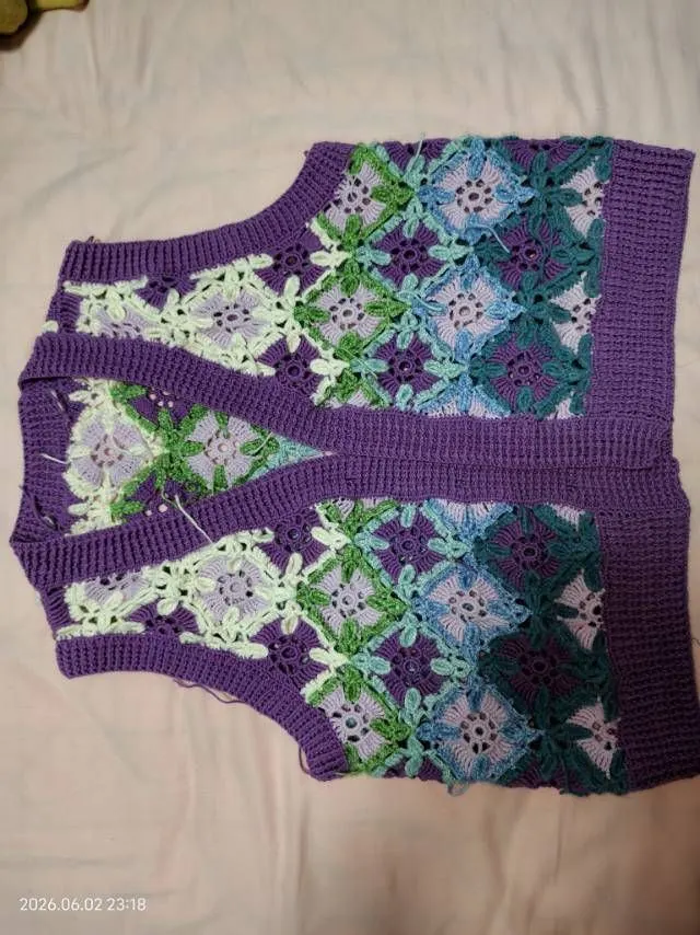 莲莲拼花马甲, a crochet project shared by 萌萌