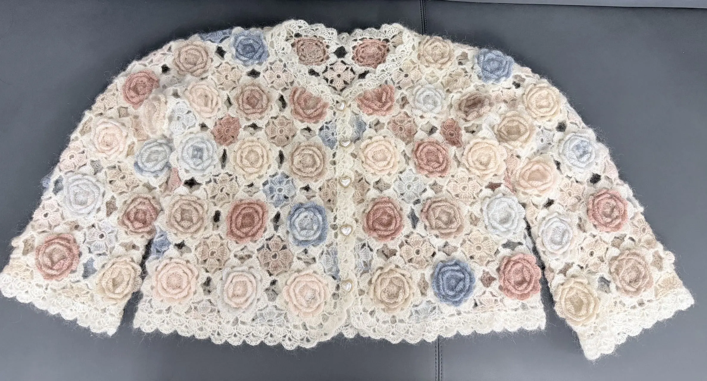 花晨开衫, a crochet project shared by 细雨绵绵