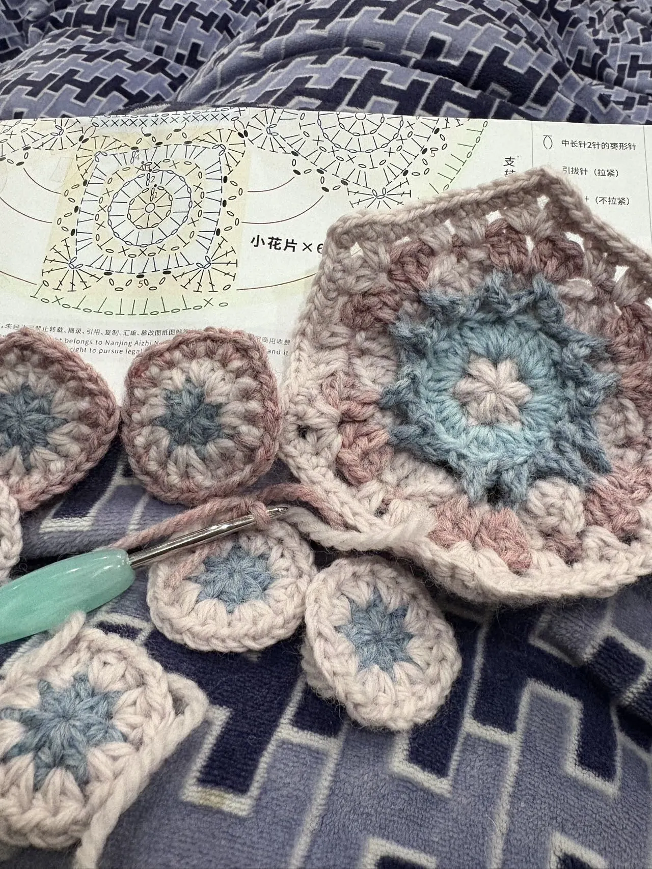 绒绒拼花帽, a crochet project shared by 心晴