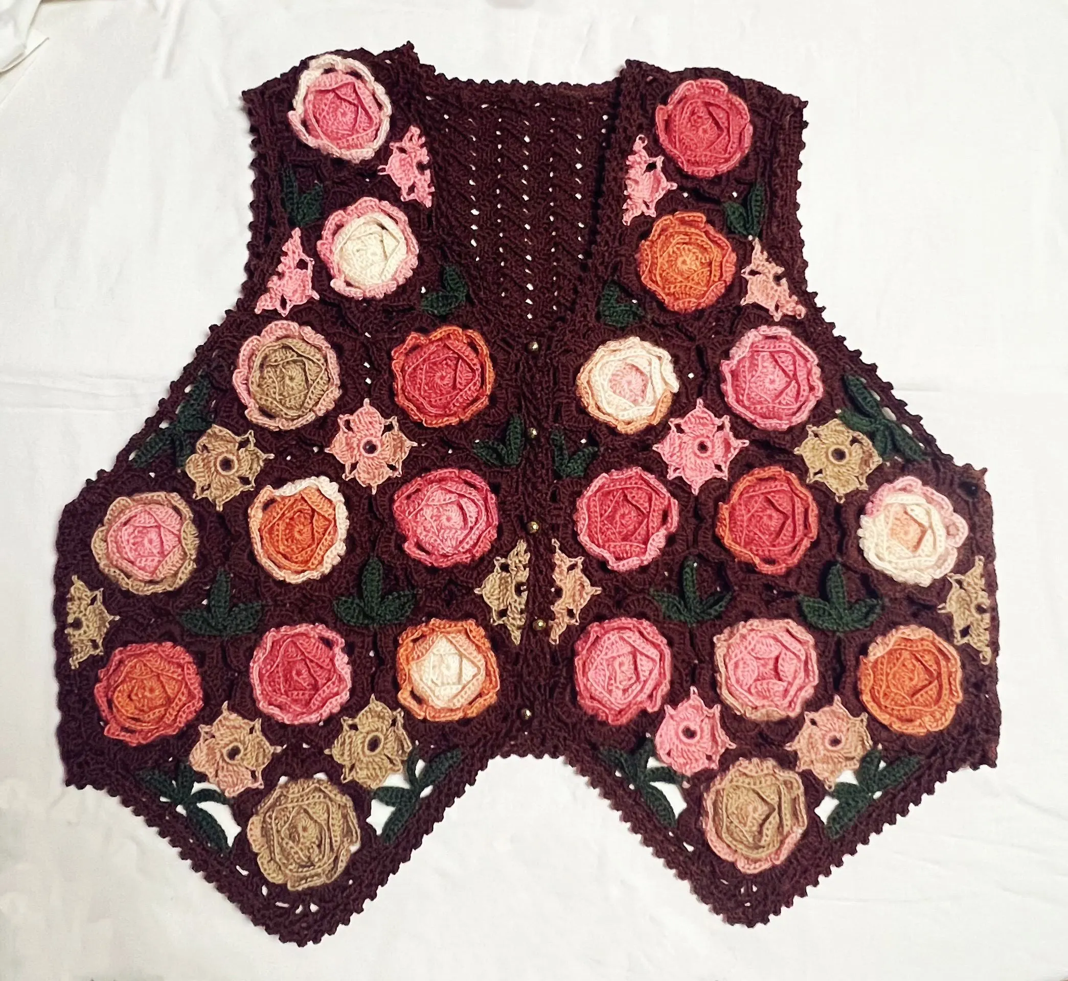 丛林玫瑰马甲, a crochet project shared by 小性命🍎