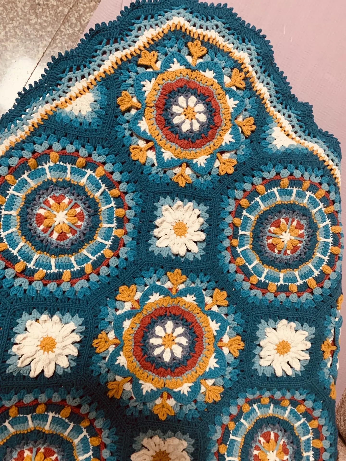 拉韦纳拼花毯完成，好有成就感, a crochet project shared by syx.lucky