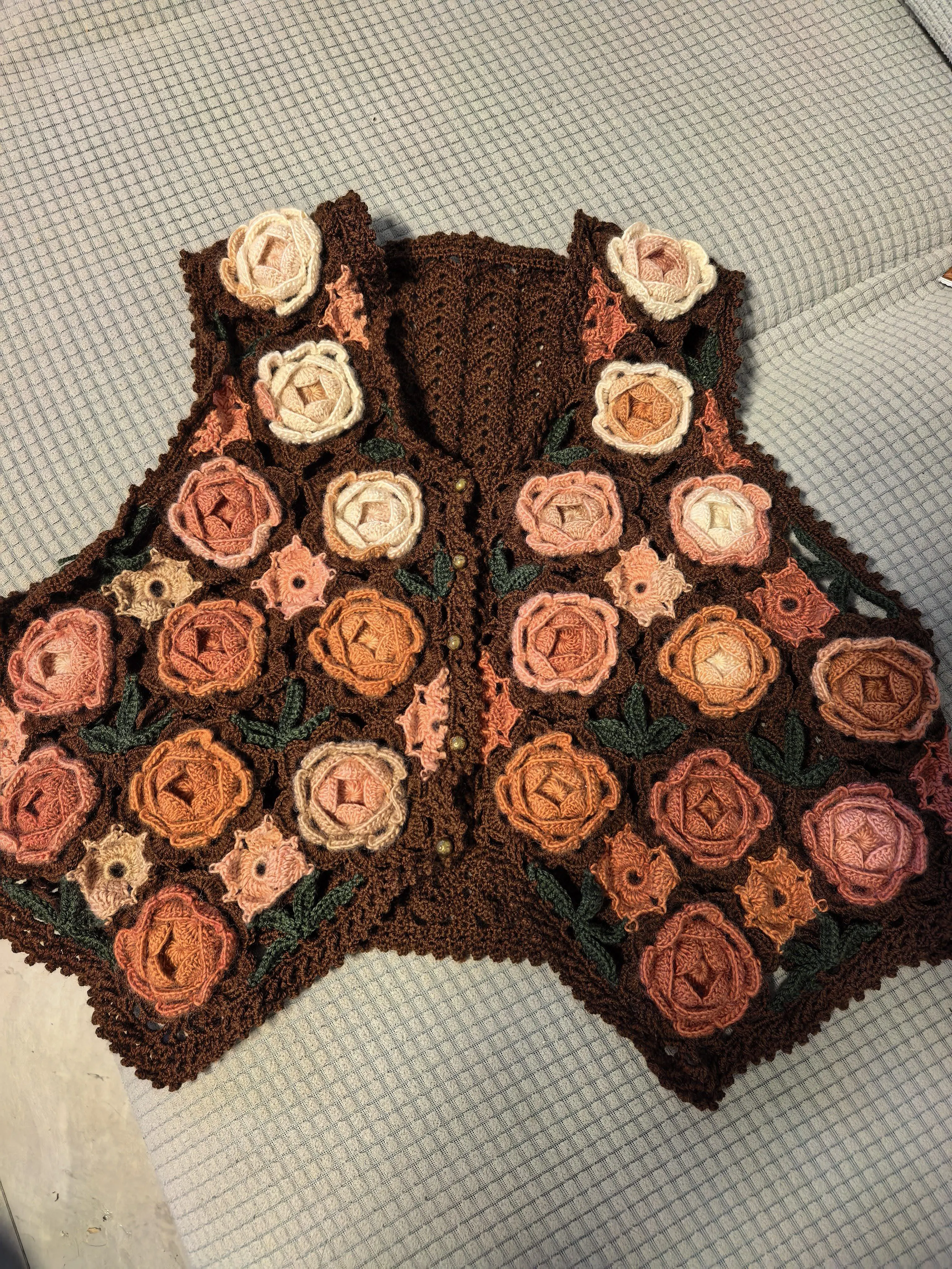 丛林玫瑰马甲, a crochet project shared by 夏☔☔