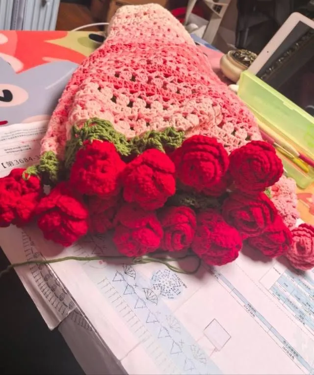 玫瑰花毯半成品, photo 1