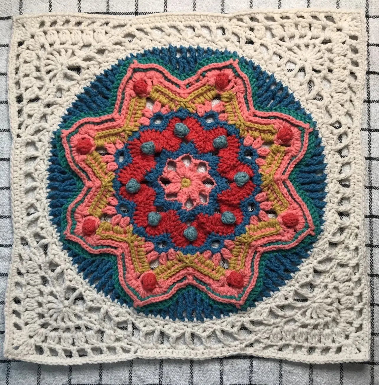 丘吉尔毯大花片, a crochet project shared by 妍小希