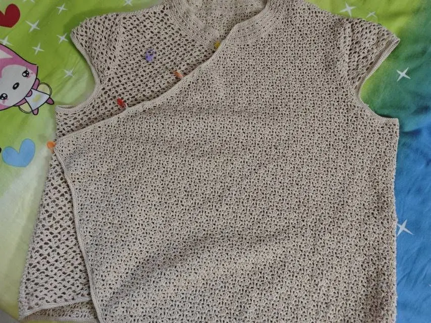 袖子连了几次，总觉得有点怪, a crochet project shared by 织女
