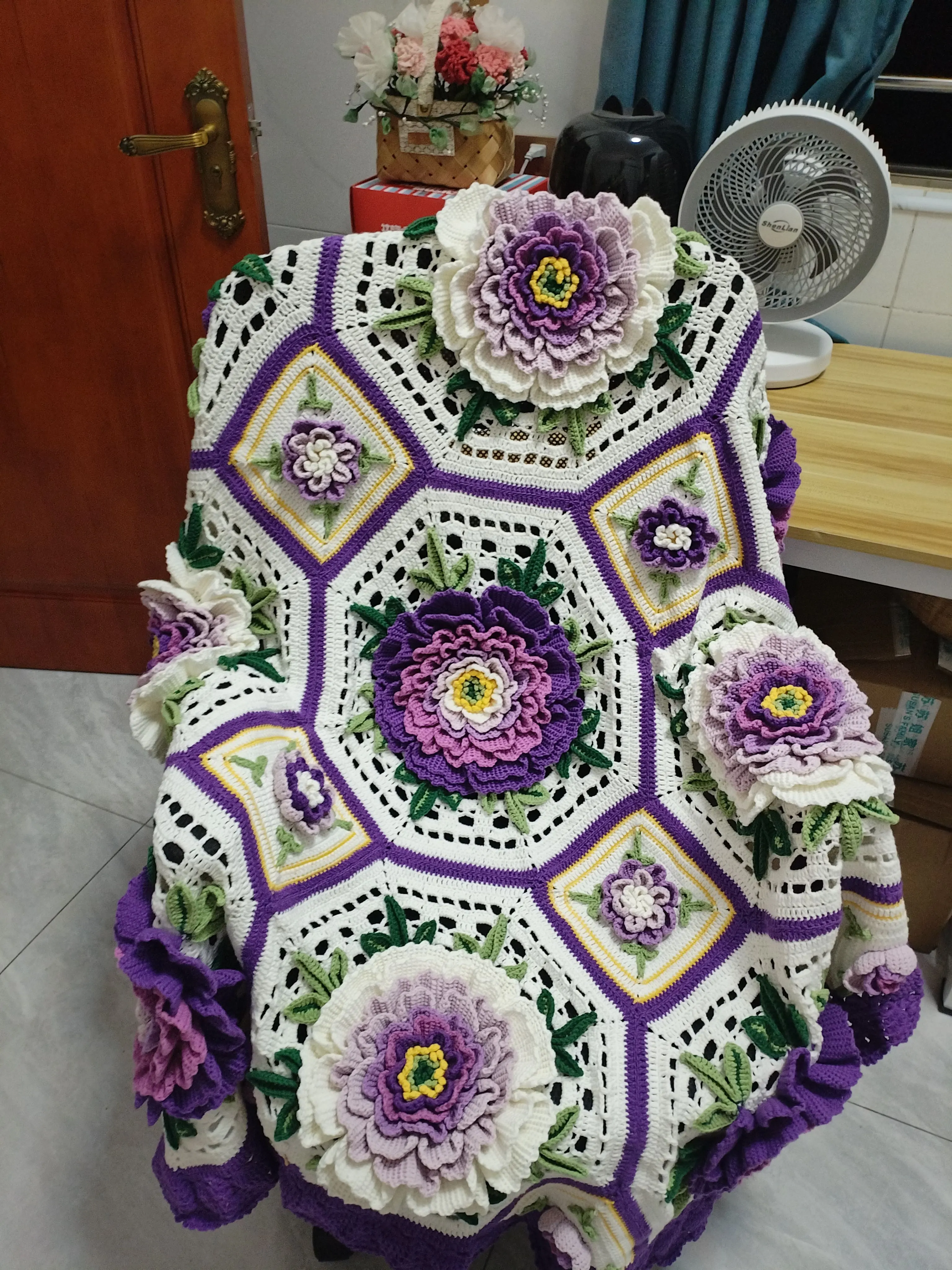 国色芳华牡丹毯完工。, a crochet project shared by 小喵喵