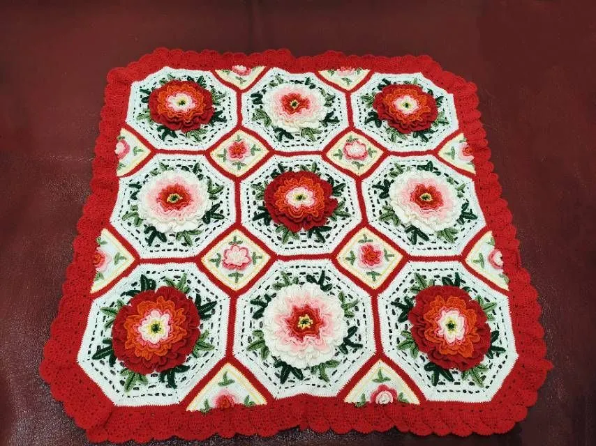 国色芳华毯历时3个月收工, a crochet project shared by 方小妞®