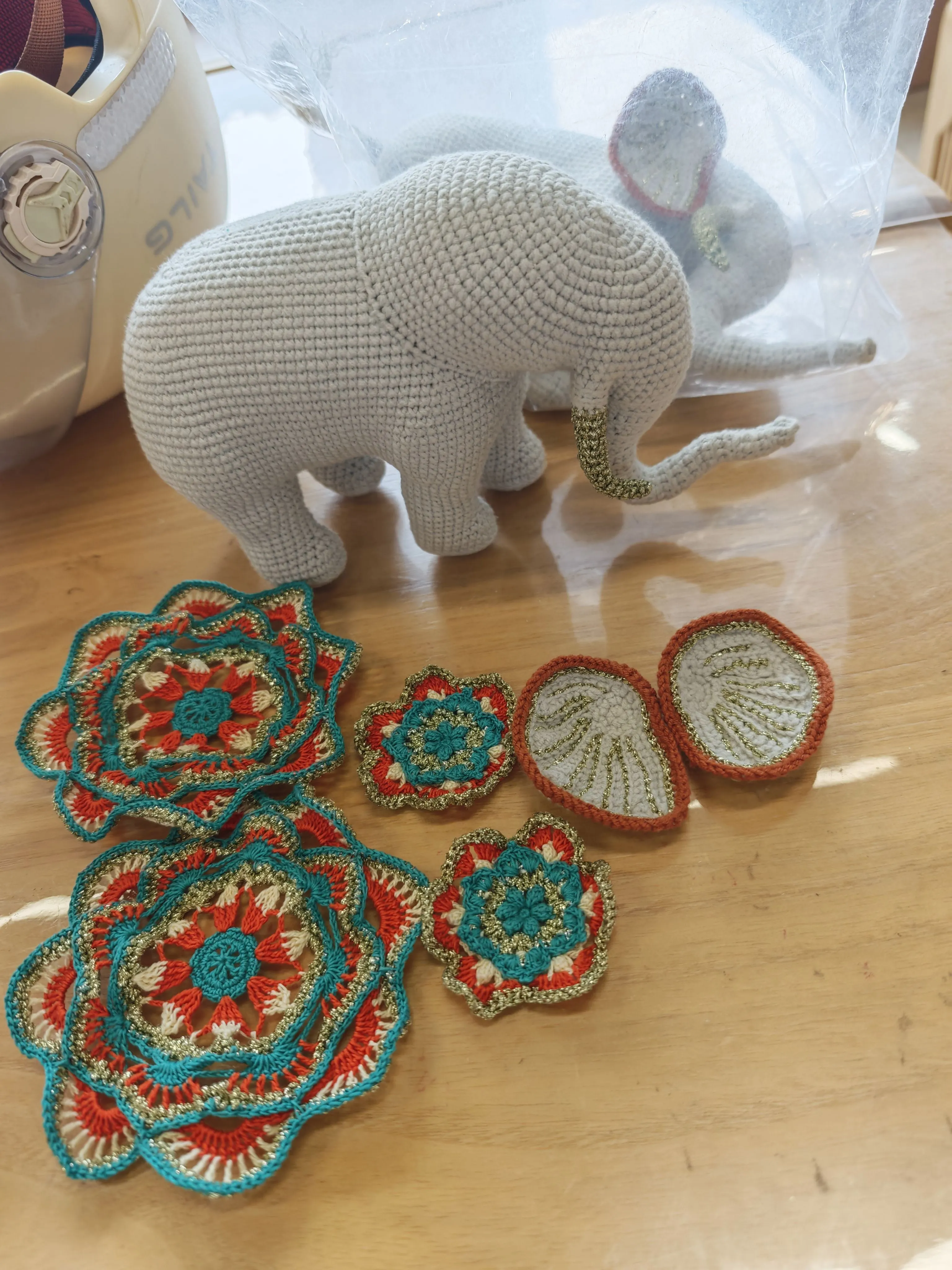 大象🐘组装中😁, a crochet project shared by 杨