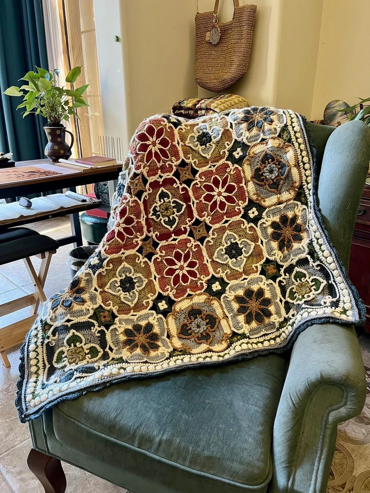 莲意毯子, a crochet project shared by 哈尼9915