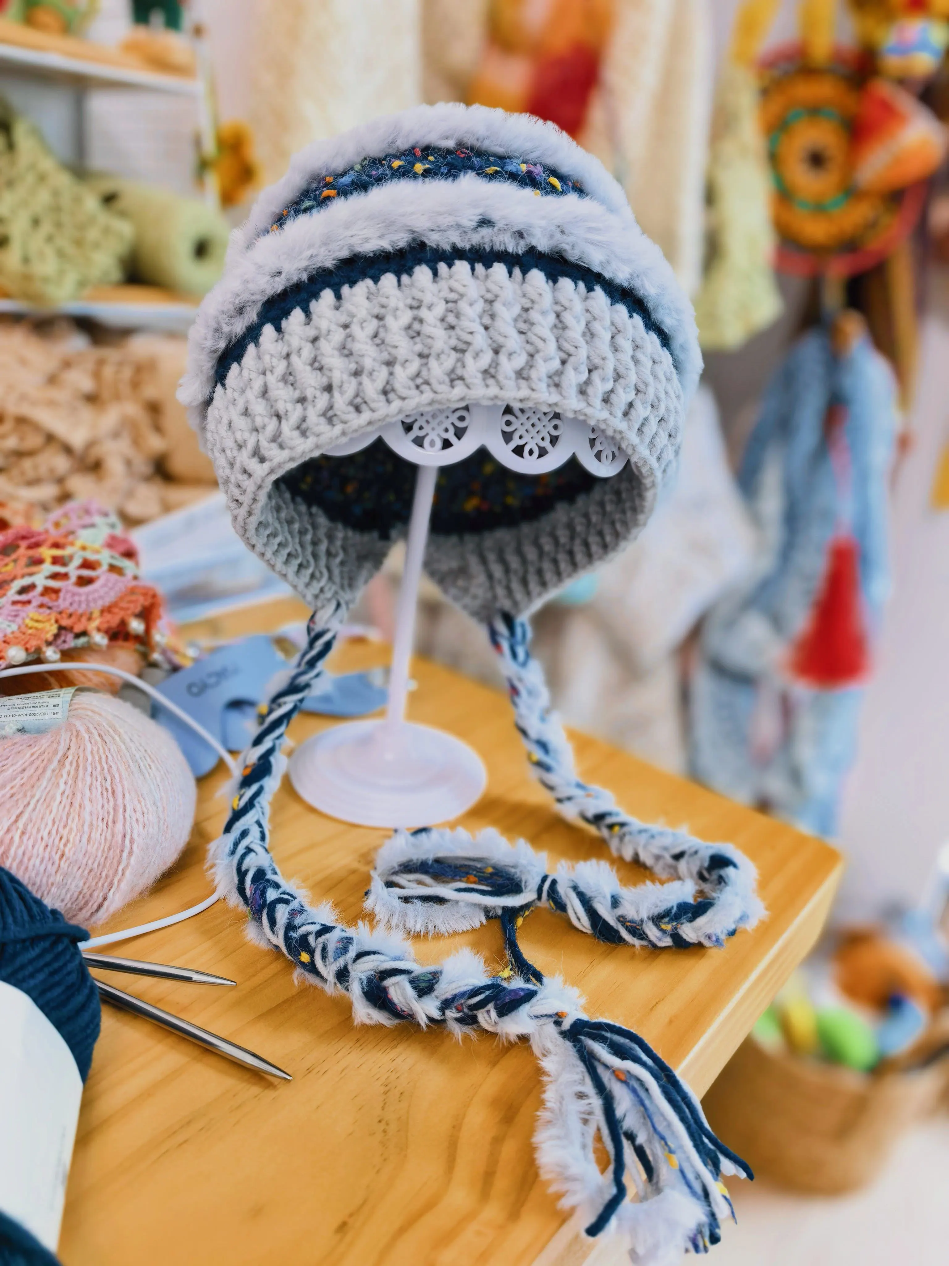 没弄耳朵也挺好看，特别是中间那段配色，好好看哦, a crochet project shared by 逗比