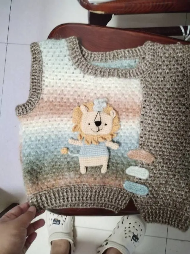 完成马甲, a crochet project shared by crystal🐳