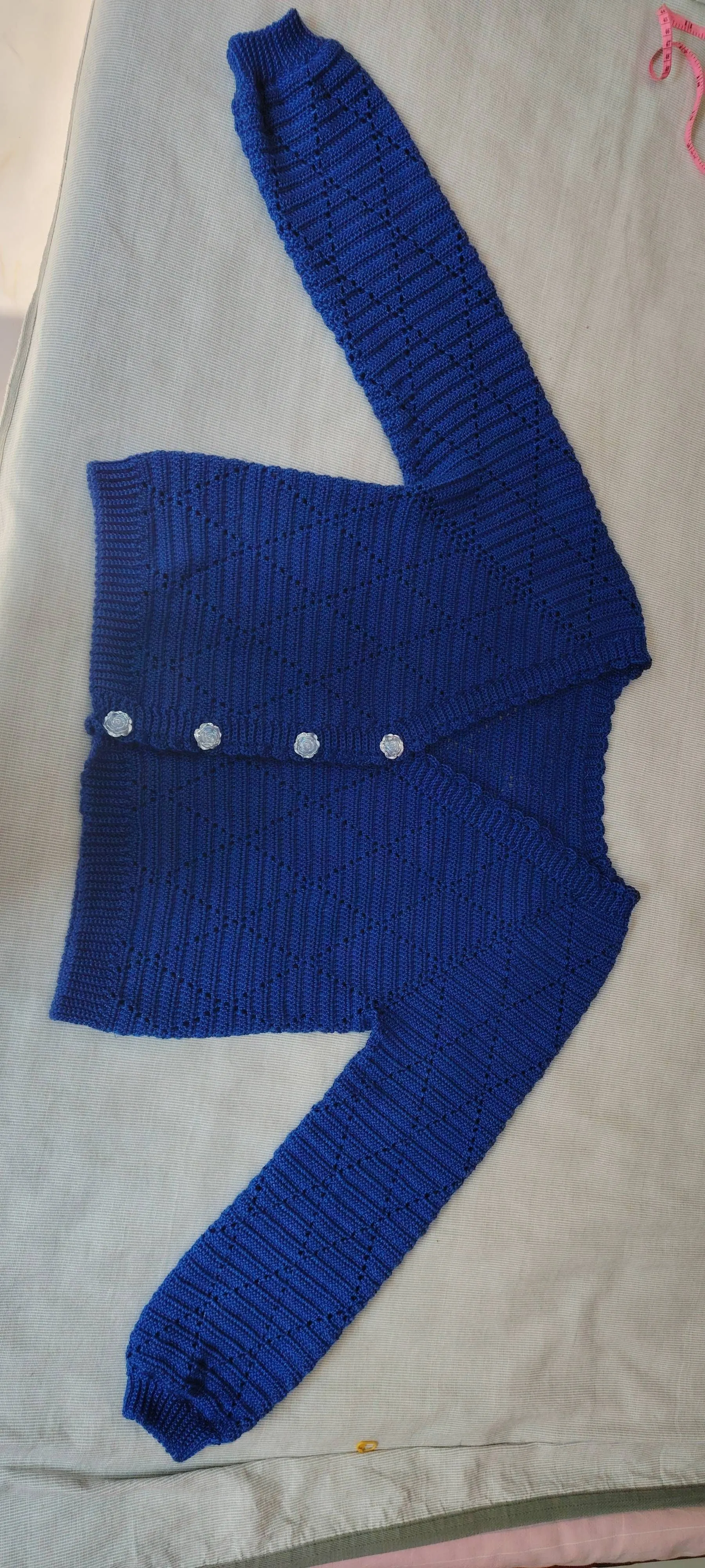 甜梦开衫交作业, a crochet project shared by lily