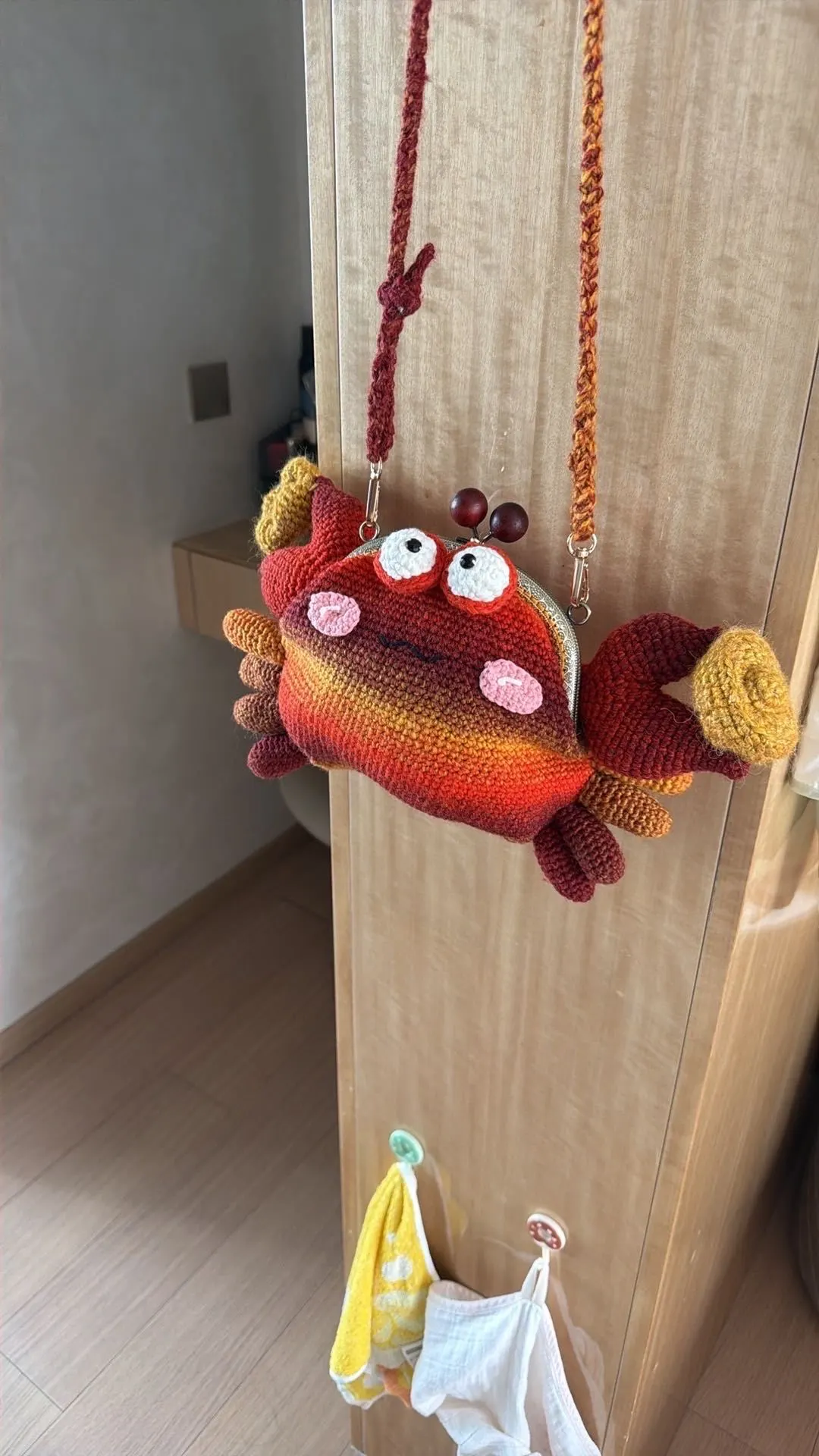 螃蟹包, a crochet project shared by 七秒钟