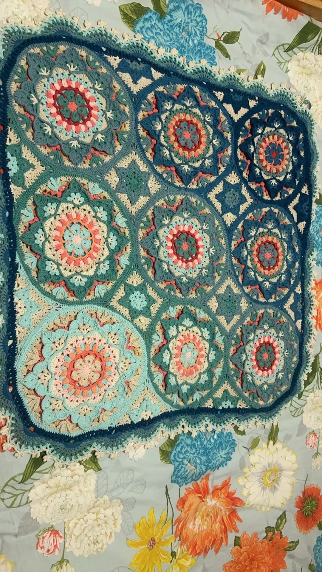 好漂亮的花毯, a crochet project shared by 符容