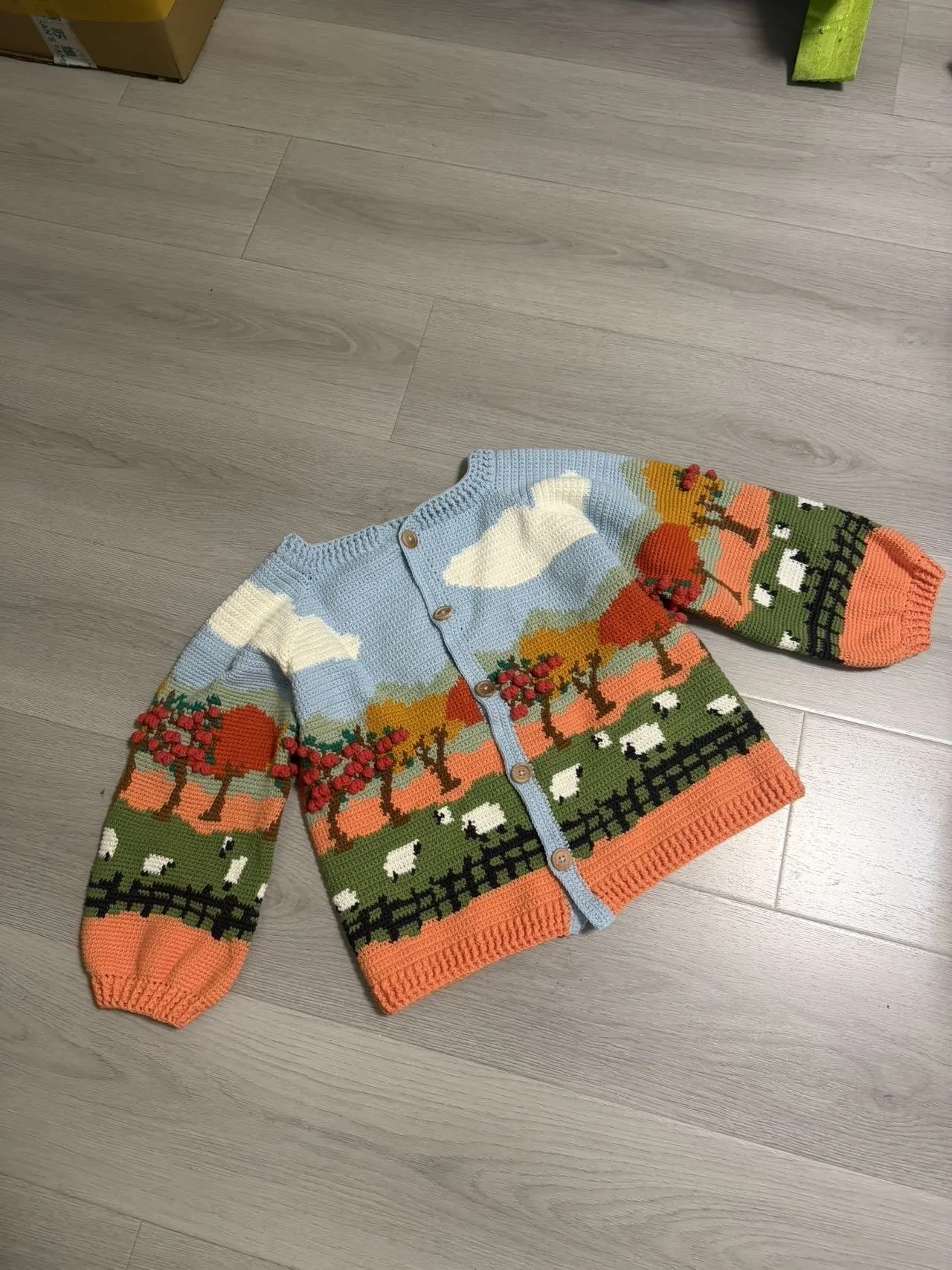苹果园开衫, a crochet project shared by 大大大大大露露