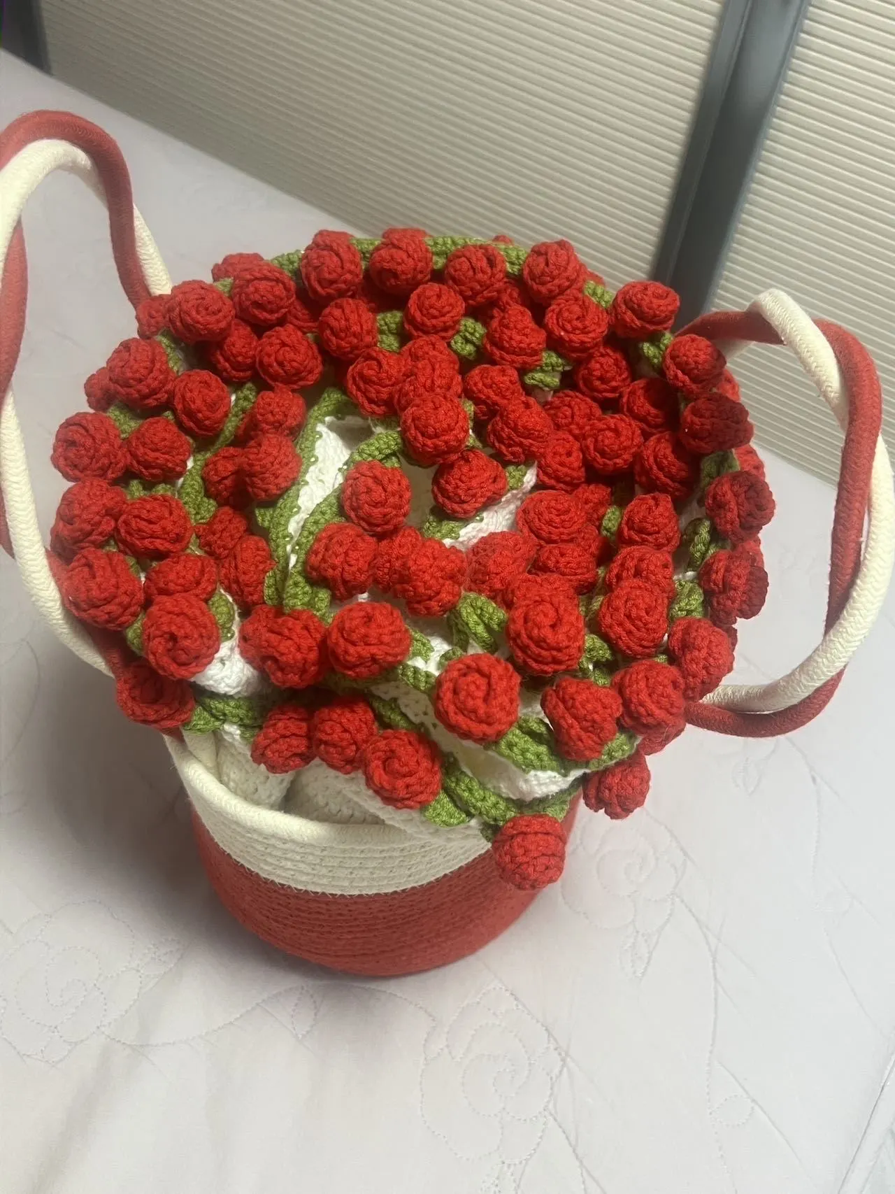 玫瑰花束毯, a crochet project shared by Community maker