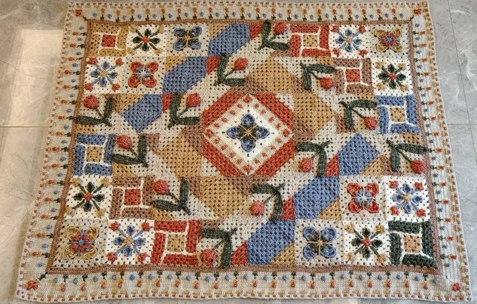 郁金香风车毯, a crochet project shared by 冬日夏云