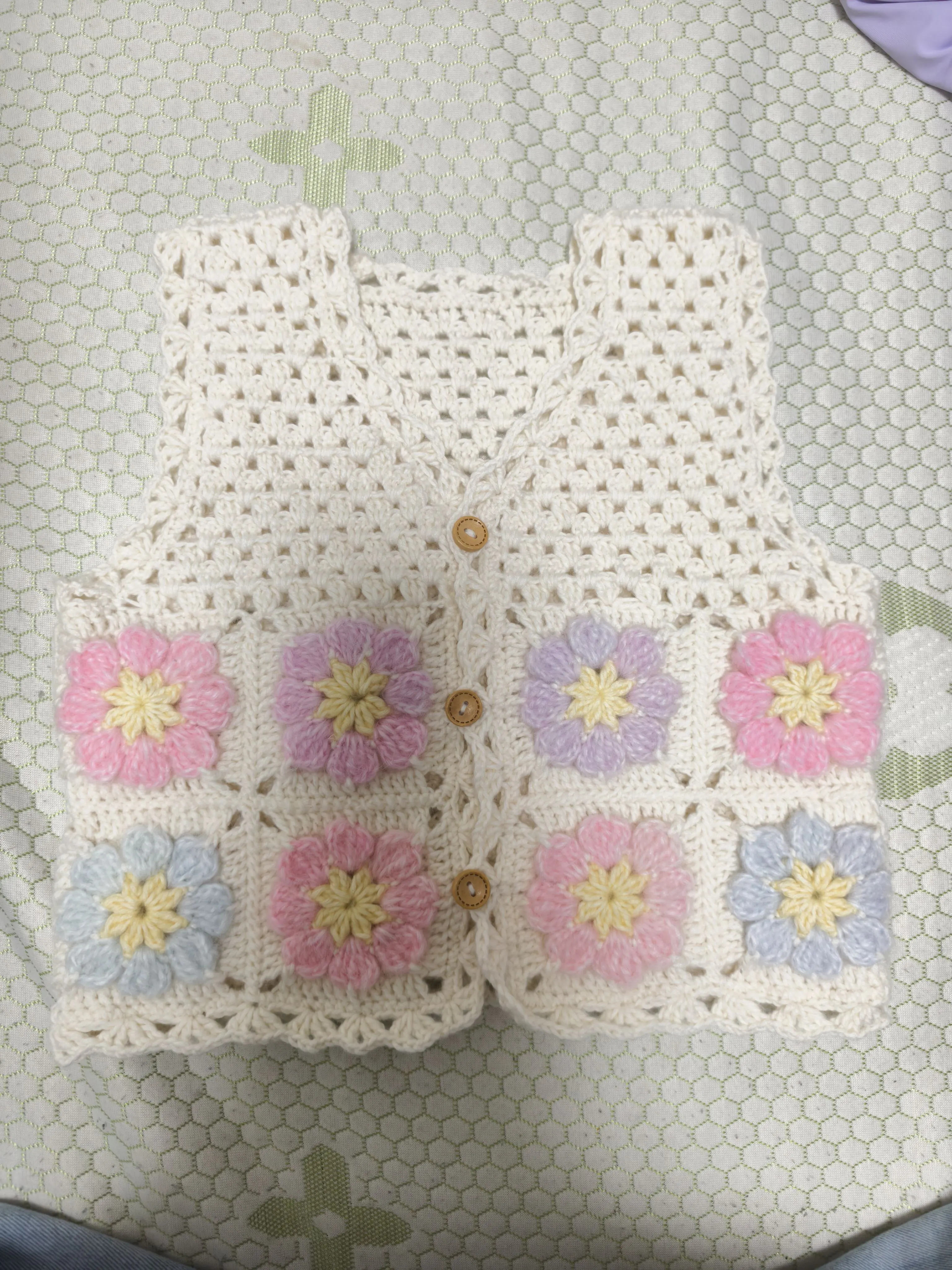 第一件马甲, a crochet project shared by 范小逗
