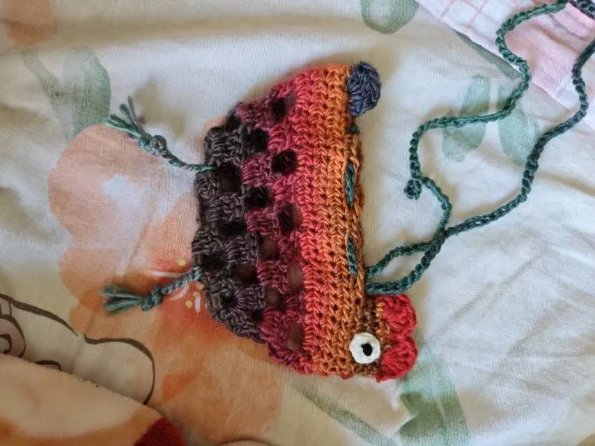 小鸡快跑🐤鸡蛋袋钩织, a crochet project shared by 嘿嘿