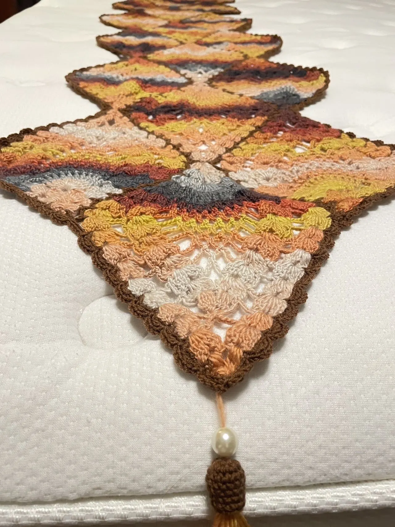 菠菠披肩, a crochet project shared by 指间经纬