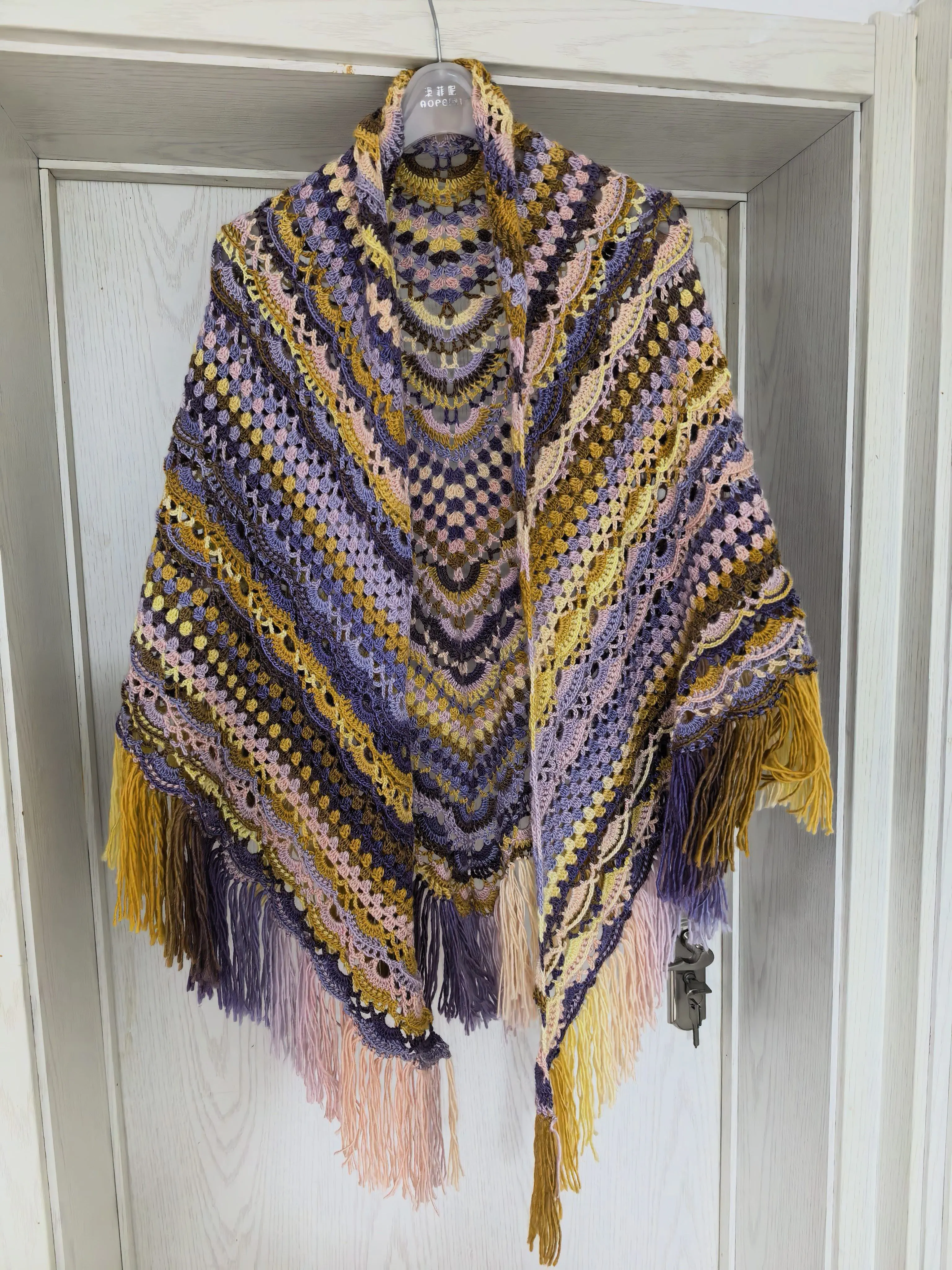 披肩完成, a crochet project shared by 杜尚