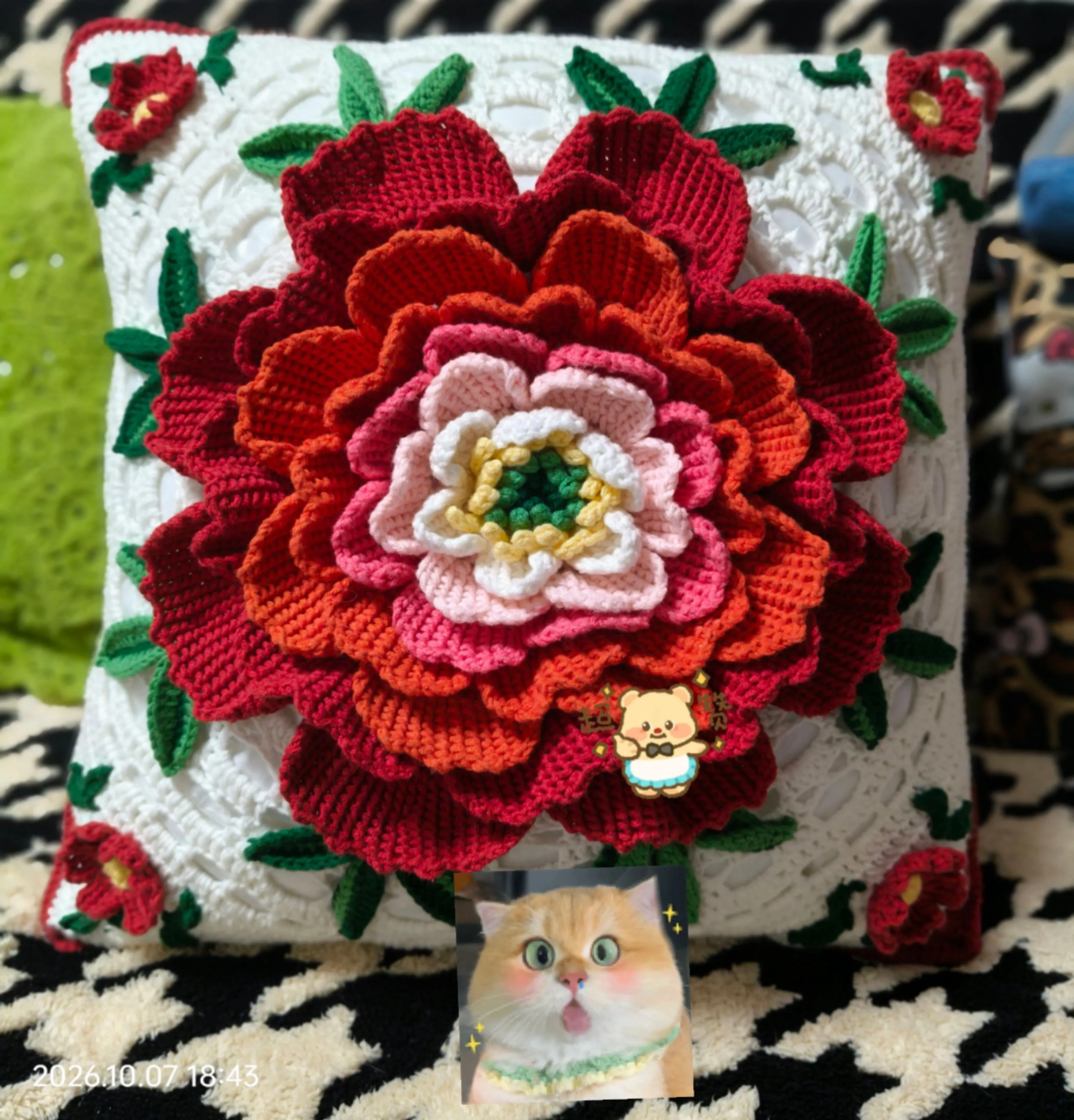 牡丹花抱枕！真喜庆啊！！！, a crochet project shared by ꧁༺慧༻꧂