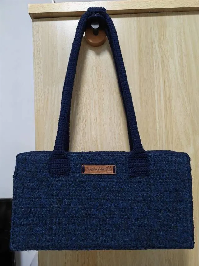 阿盖尔菱格包【藏蓝款】, a crochet project shared by 滟