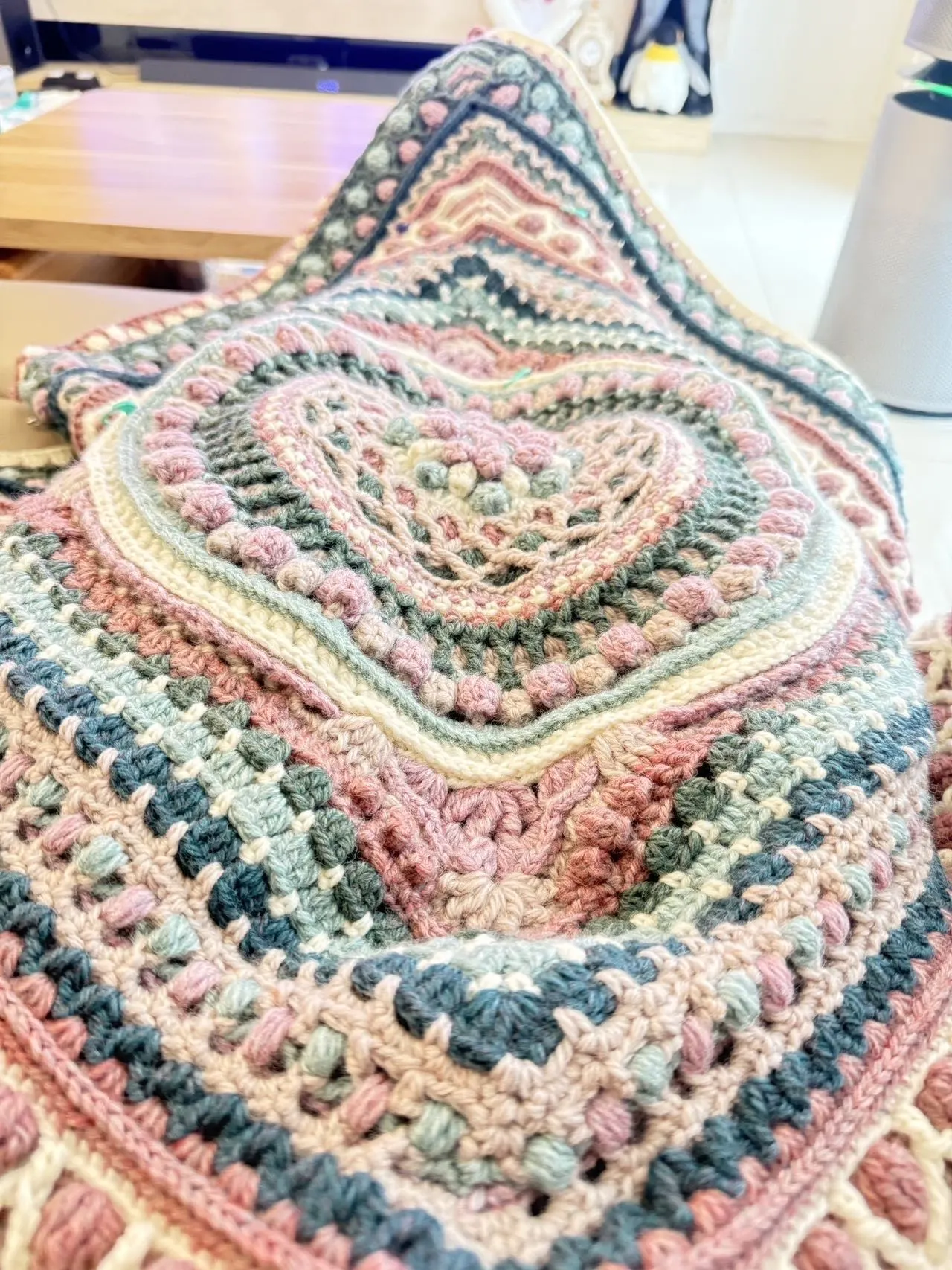 奶油奇曲毯, a crochet project shared by 凱莉