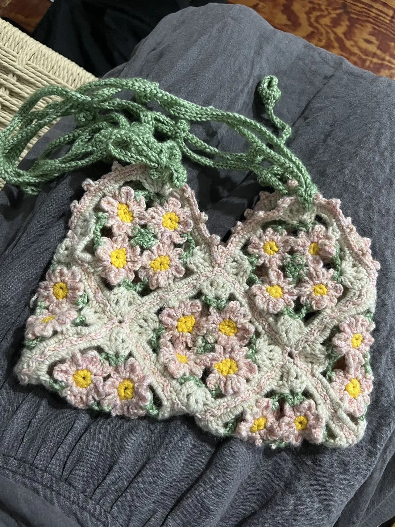 花花袋子, a crochet project shared by 绿皮蘑菇