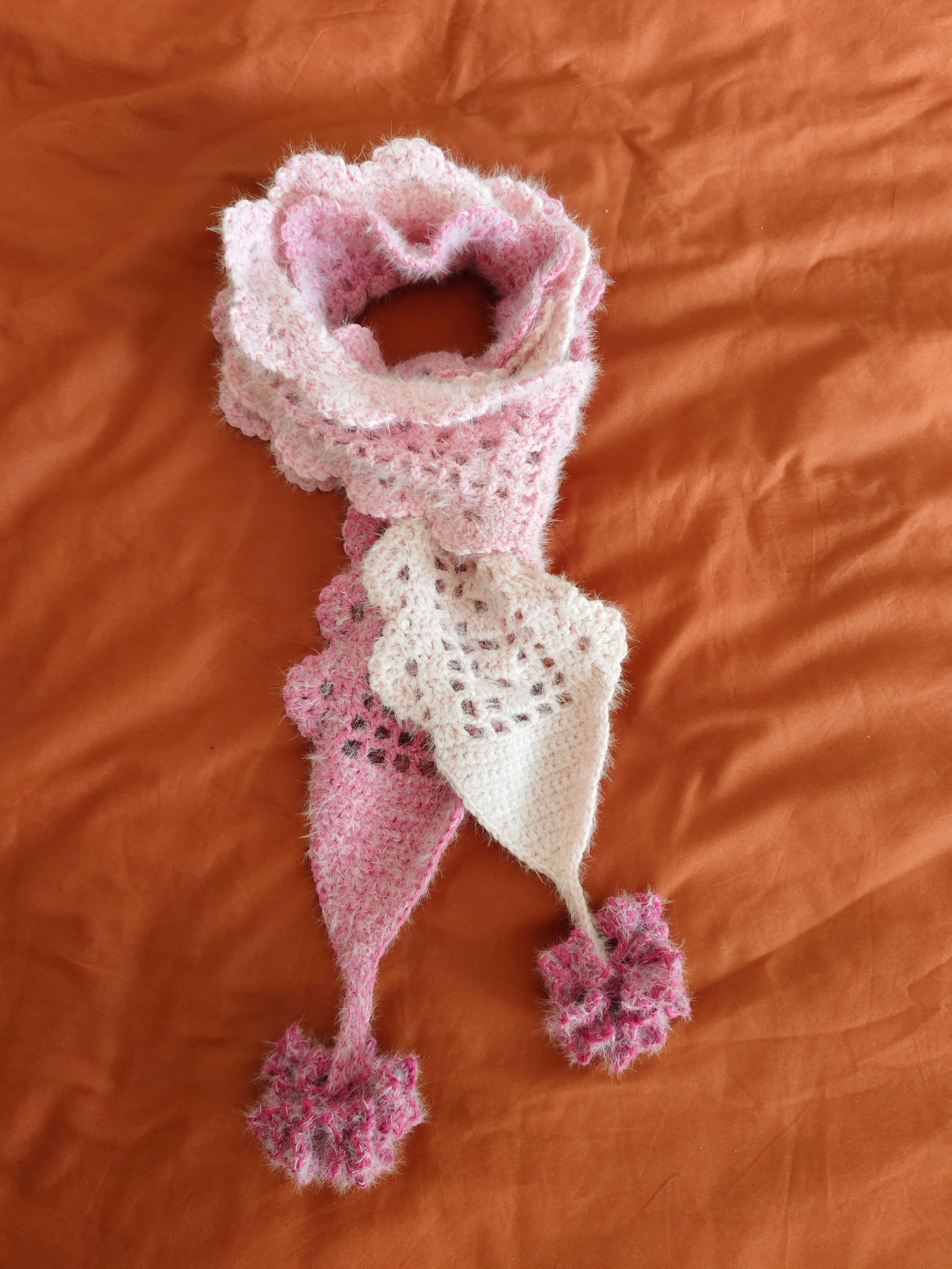 围巾, a crochet project shared by 智德广告🌸廖💐