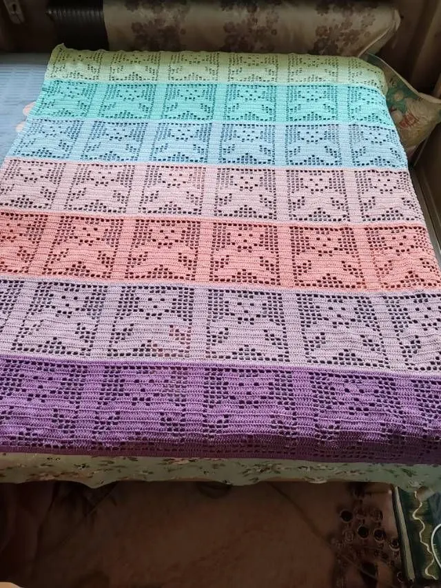 小熊毯子, a crochet project shared by Community maker