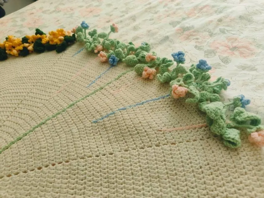 野趣花束毯子, a crochet project shared by 沫昕