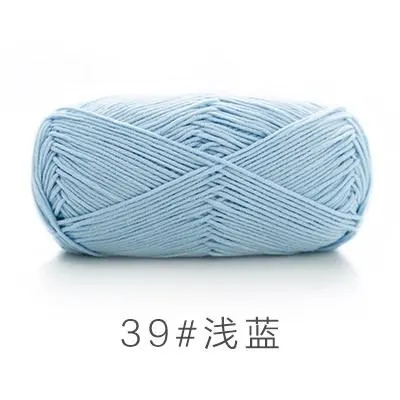 39#Dream Blue yarn color